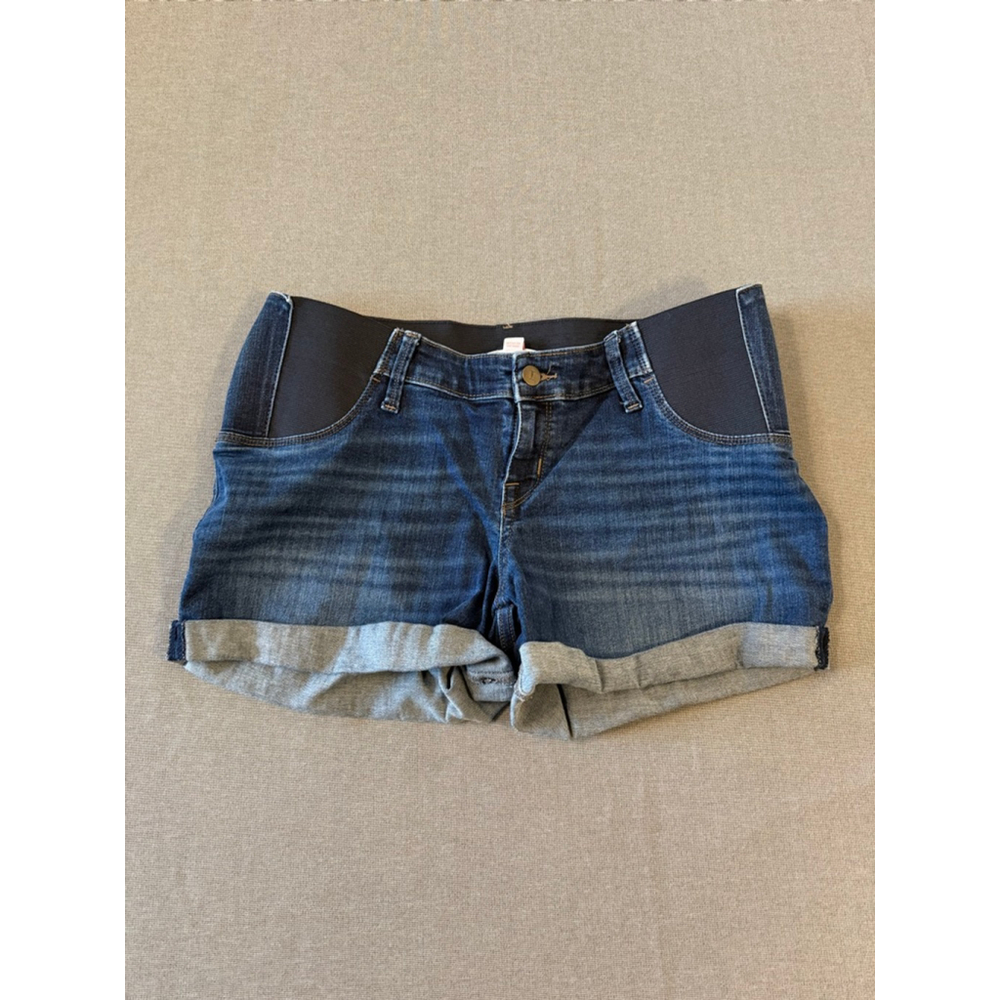 Ingrid & Isabel maternity denim midi shorts size 10
